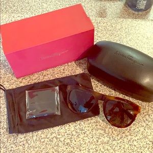 Ferragamo Sunglasses,51S828TortoiseShell,Brand New